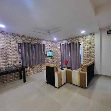 The Perfect Stays Para Disco Big Pool Cricket Turf Villa Lonavala Exteriör bild