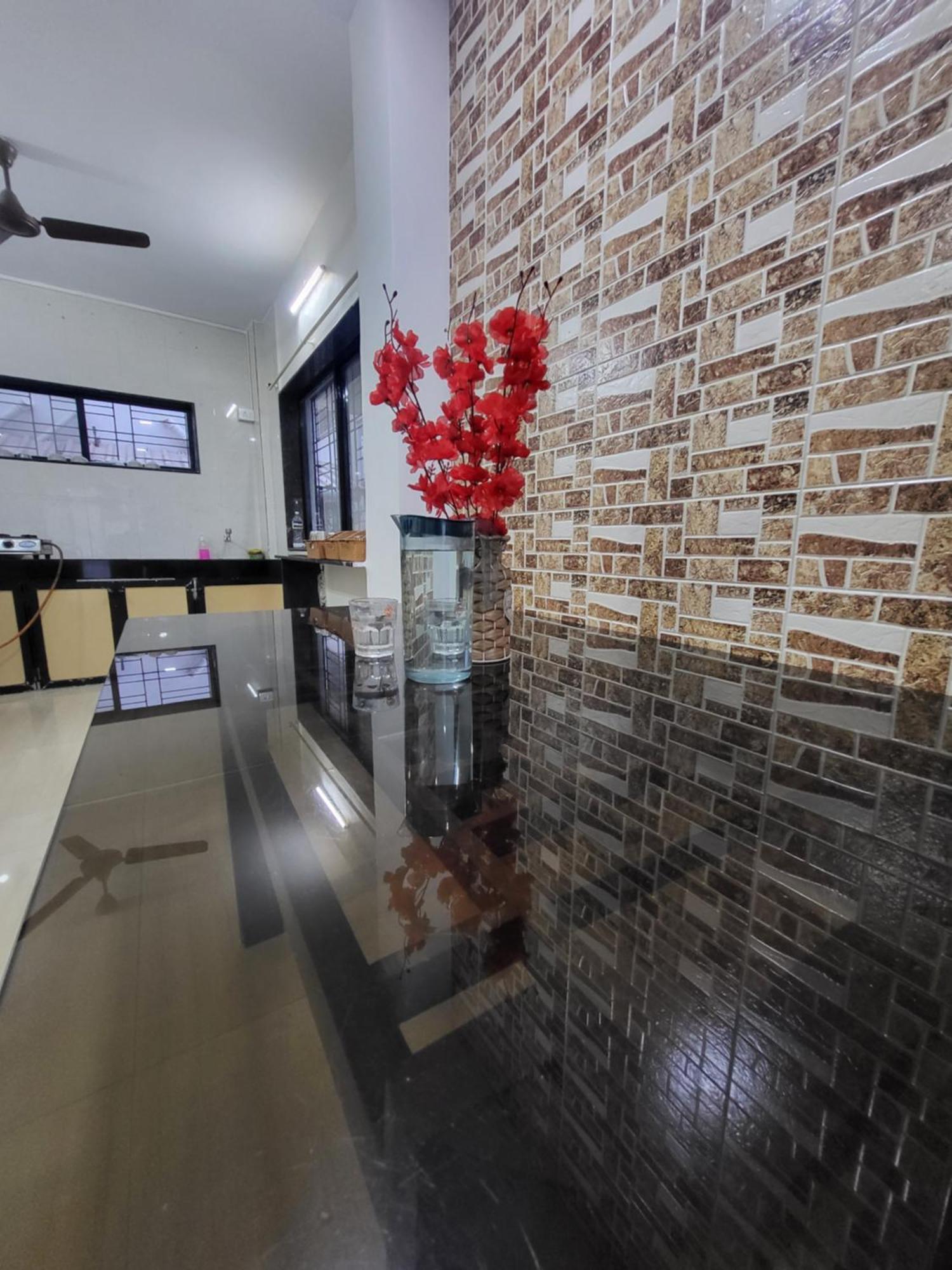 The Perfect Stays Para Disco Big Pool Cricket Turf Villa Lonavala Exteriör bild