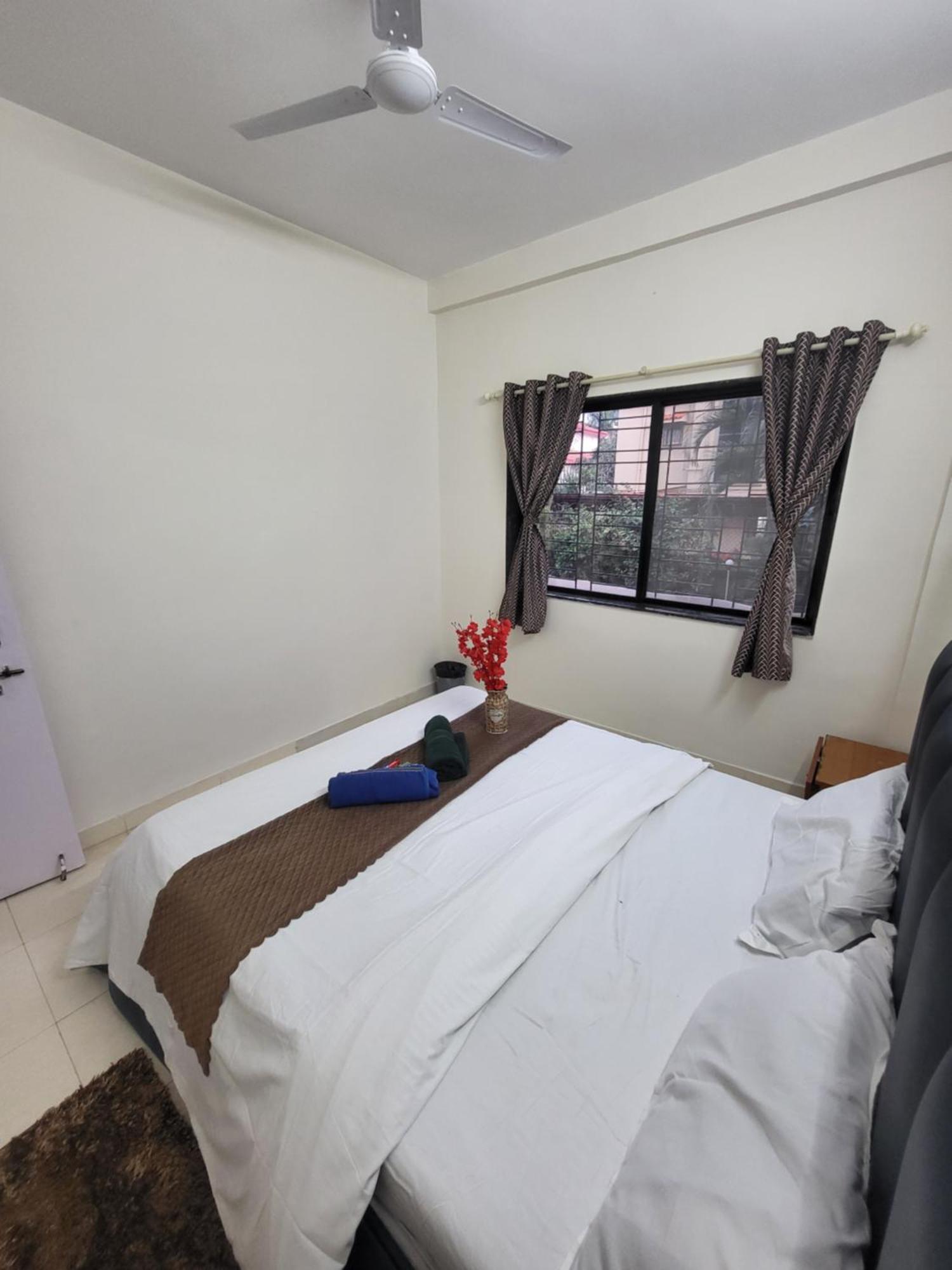 The Perfect Stays Para Disco Big Pool Cricket Turf Villa Lonavala Exteriör bild